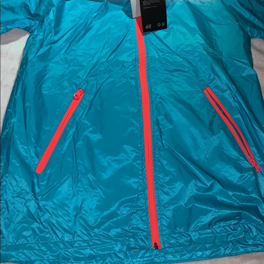 Girl’s H&M raincoat/windbreaker - Picture 2 of 6